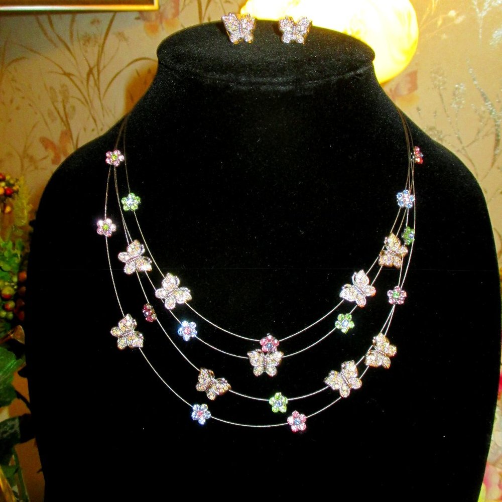 Butterfly & Flower Necklace & Earrings Set